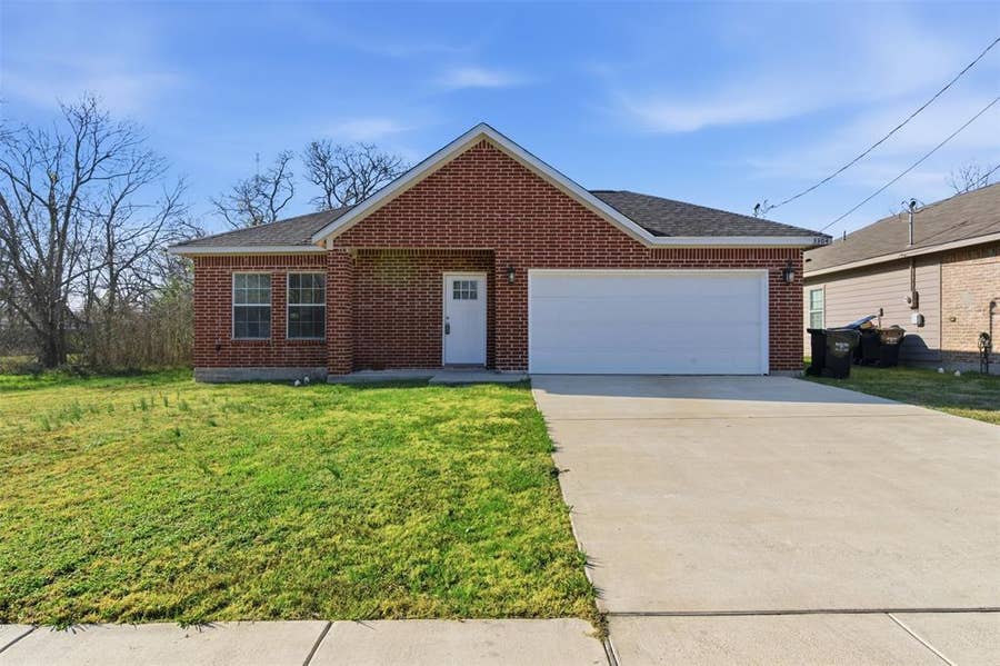 Property photo for 3304 Langford Street, Greenville, TX