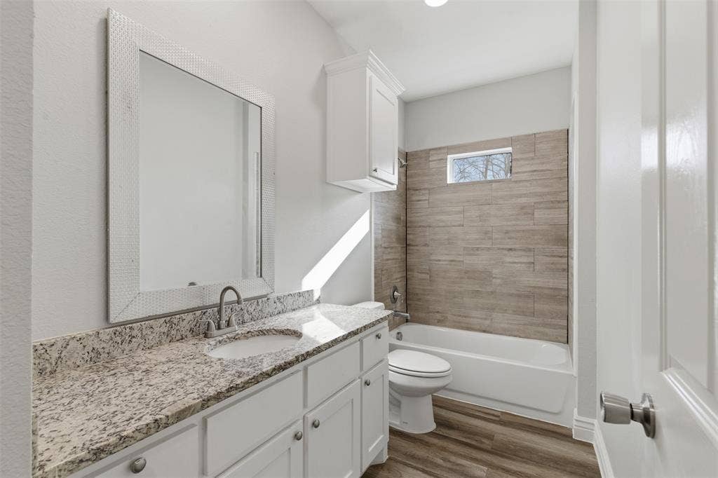3304 Langford Street, Greenville, TX 75401