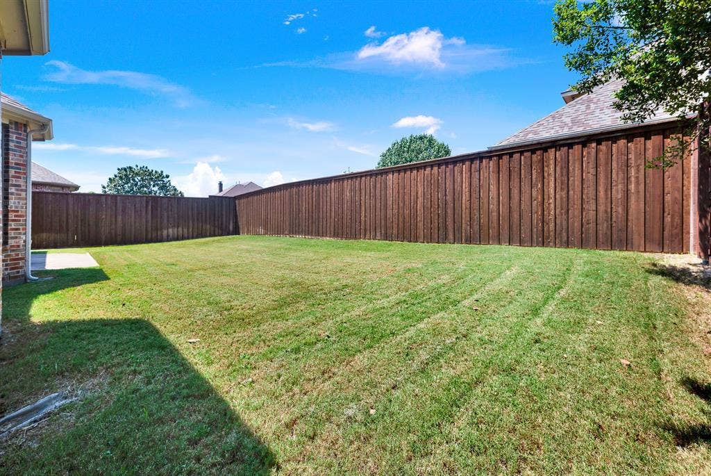 11567 Castle Brook Lane, Frisco, TX 75035