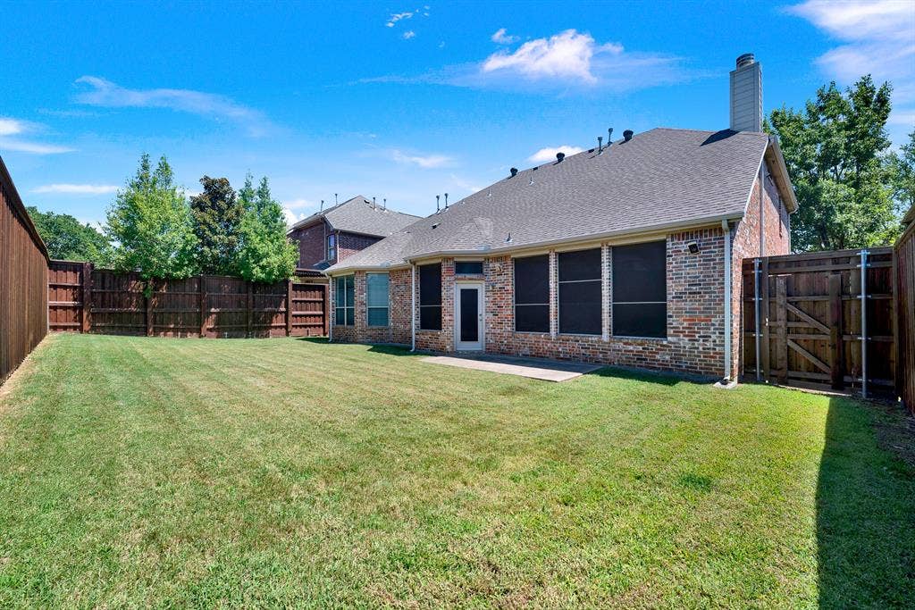 11567 Castle Brook Lane, Frisco, TX 75035
