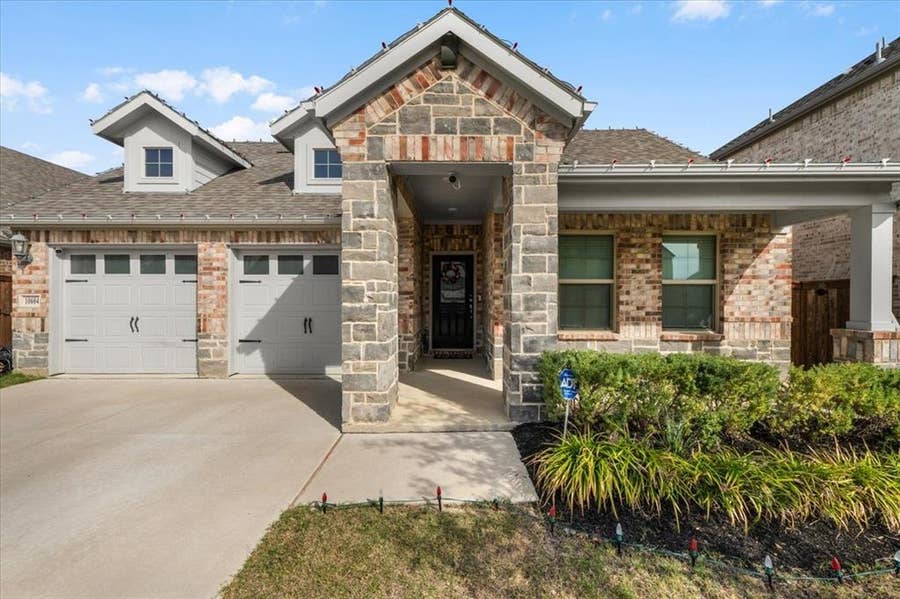 Property photo for 10604 Copeland Lane, Fort Worth, TX
