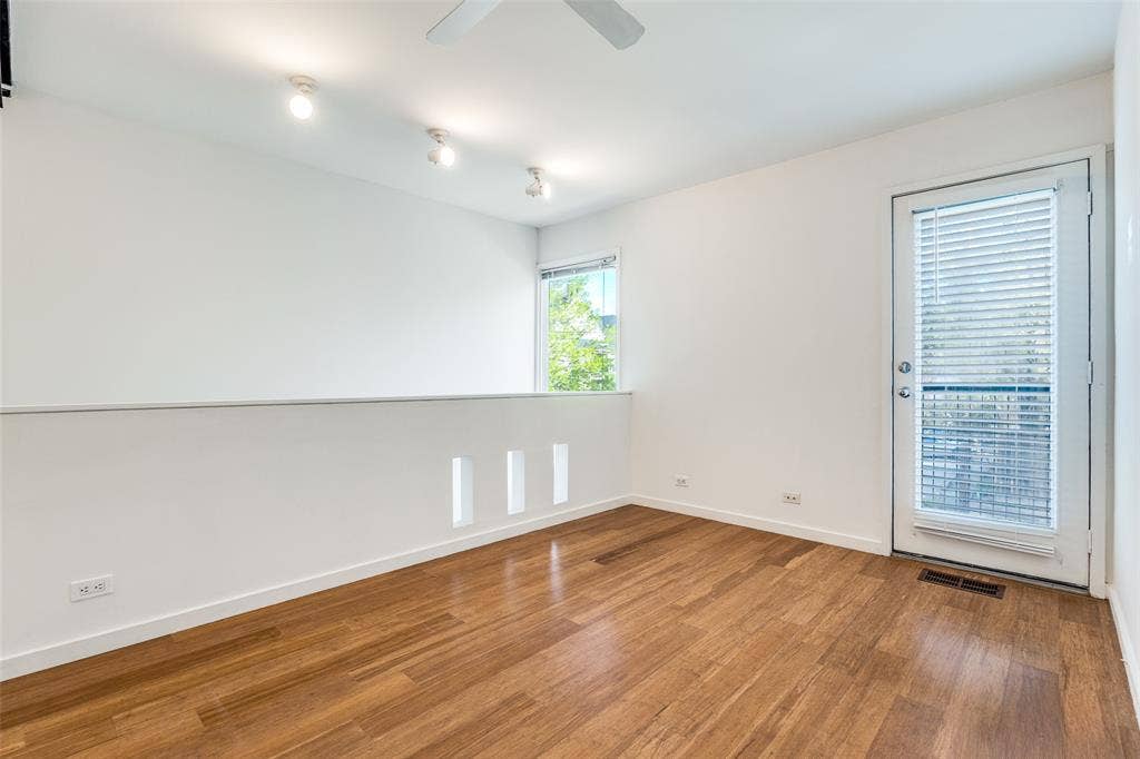 4242 Buena Vista Street, #10, Dallas, TX 75205