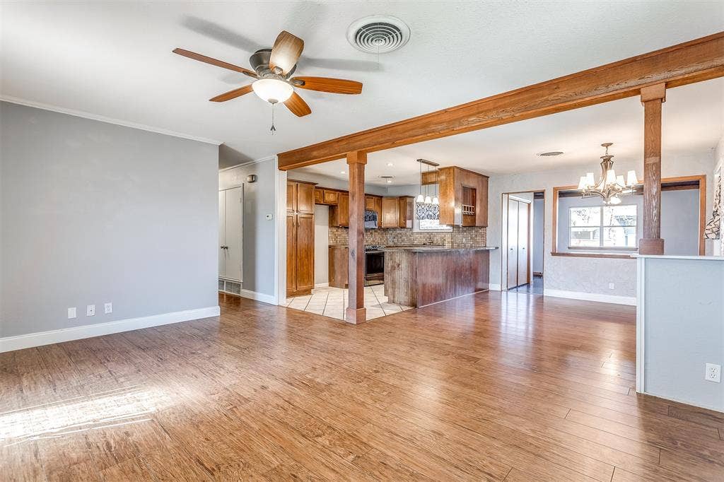 1811 Ferris Avenue, Waxahachie, TX 75165