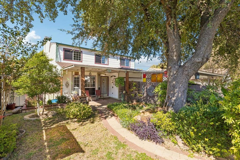 2214 Country Dell Drive, Garland, TX 75040 2214 Country Dell Drive, Garland, TX 75040