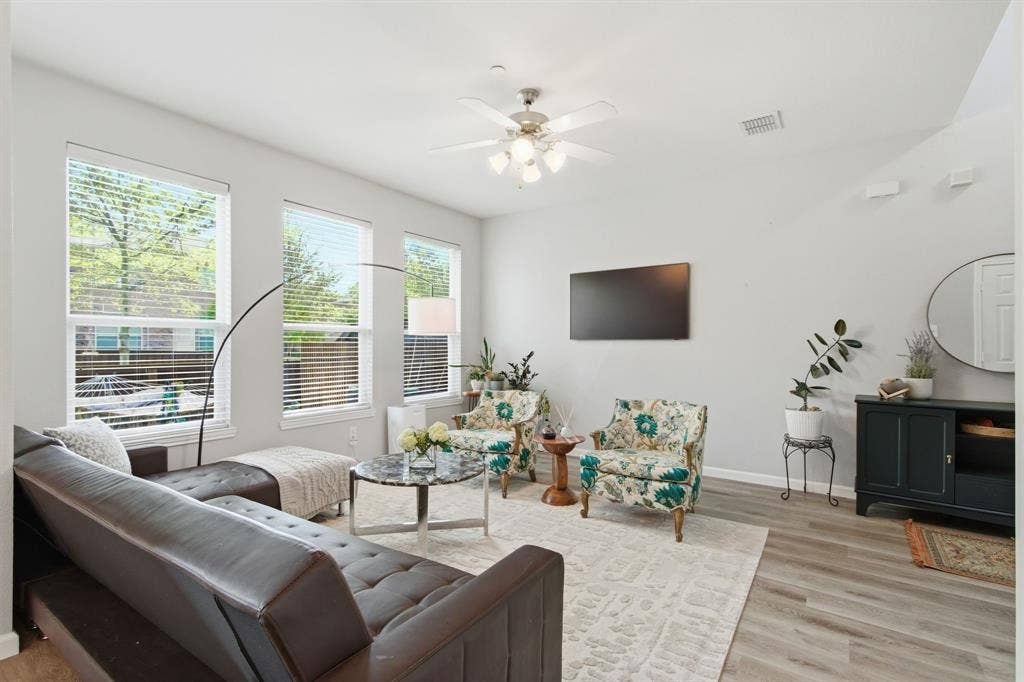 2925 Saint Andrews Drive, Lewisville, TX 75067