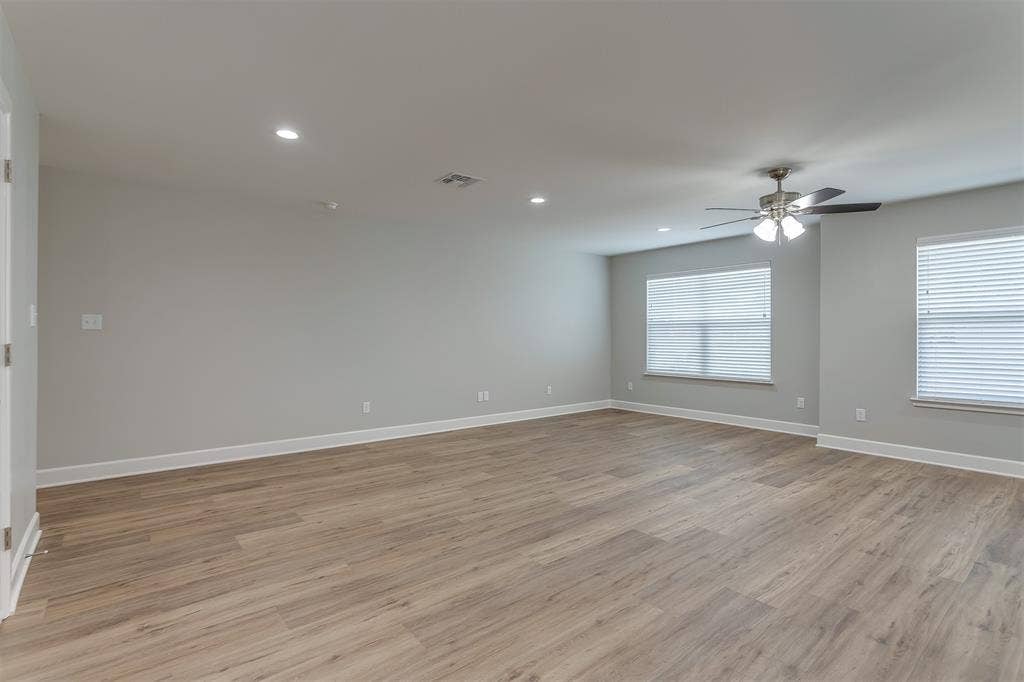 603 Casa Linda Drive, #B, Ennis, TX 75119 603 Casa Linda Drive, #B, Ennis, TX 75119