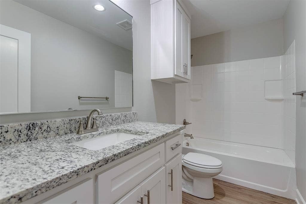603 Casa Linda Drive, #B, Ennis, TX 75119 603 Casa Linda Drive, #B, Ennis, TX 75119