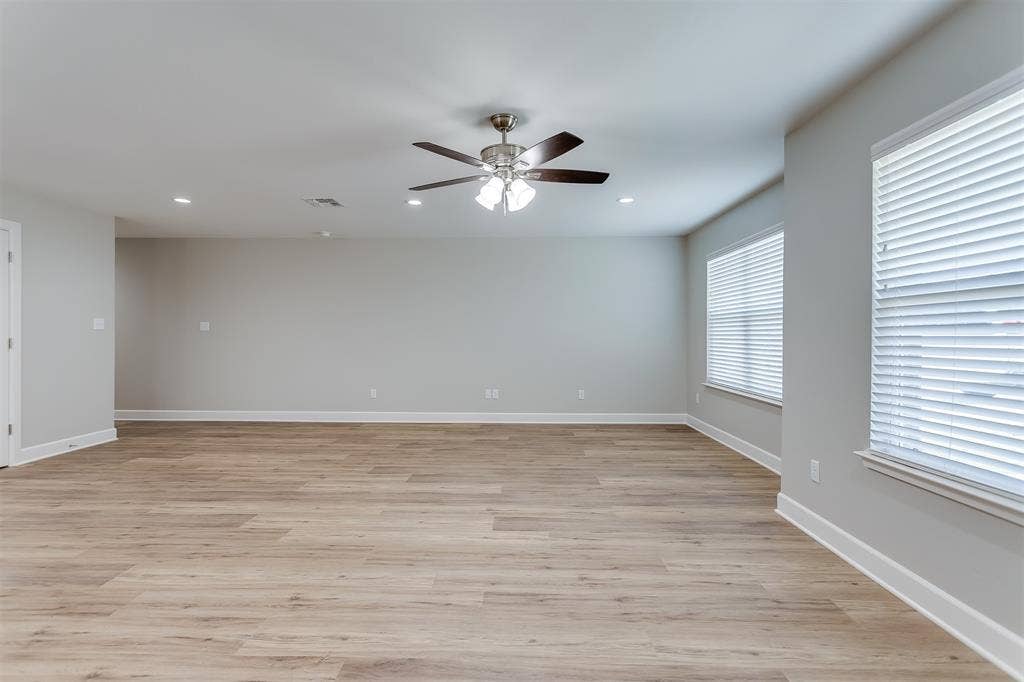 603 Casa Linda Drive, #B, Ennis, TX 75119 603 Casa Linda Drive, #B, Ennis, TX 75119