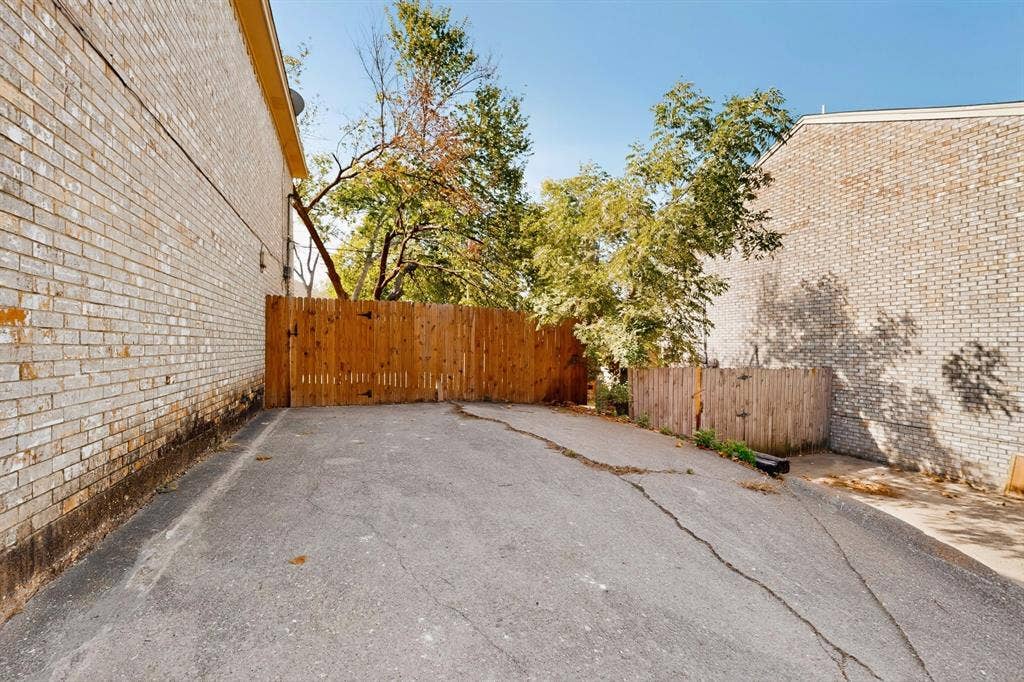 130 Graystone Place, Duncanville, TX 75137 130 Graystone Place, Duncanville, TX 75137