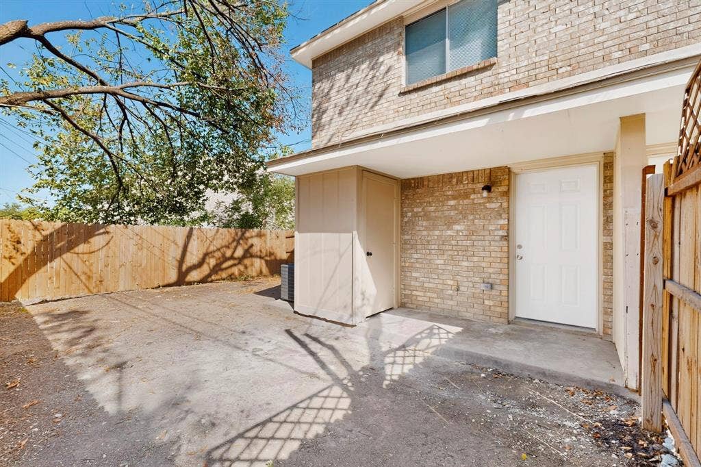 130 Graystone Place, Duncanville, TX 75137 130 Graystone Place, Duncanville, TX 75137