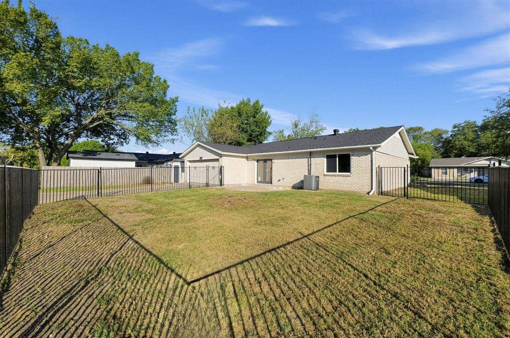 1026 Quebec Drive, Garland, TX 75040 1026 Quebec Drive, Garland, TX 75040