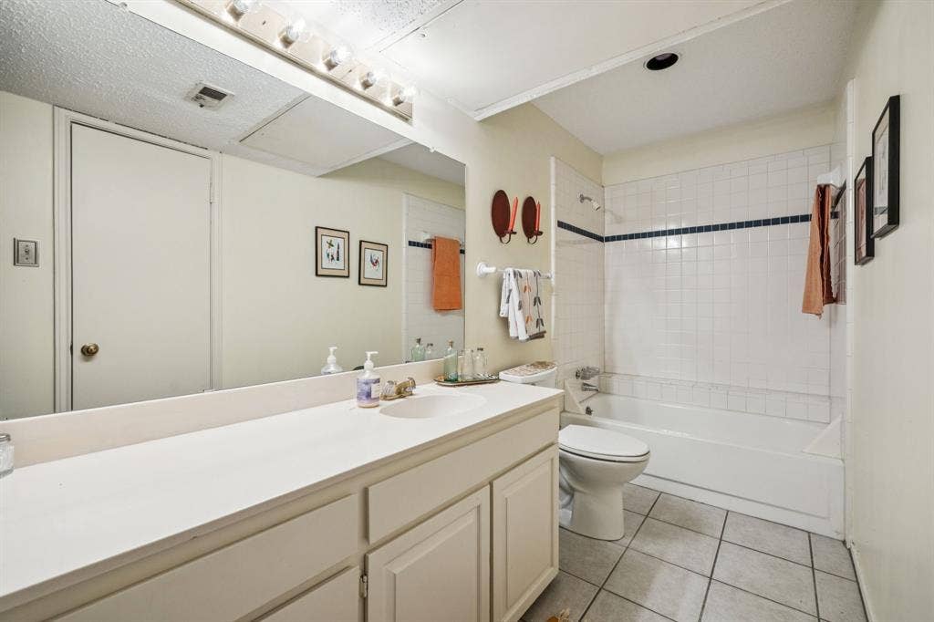 9222 Church Road, #108, Dallas, TX 75231