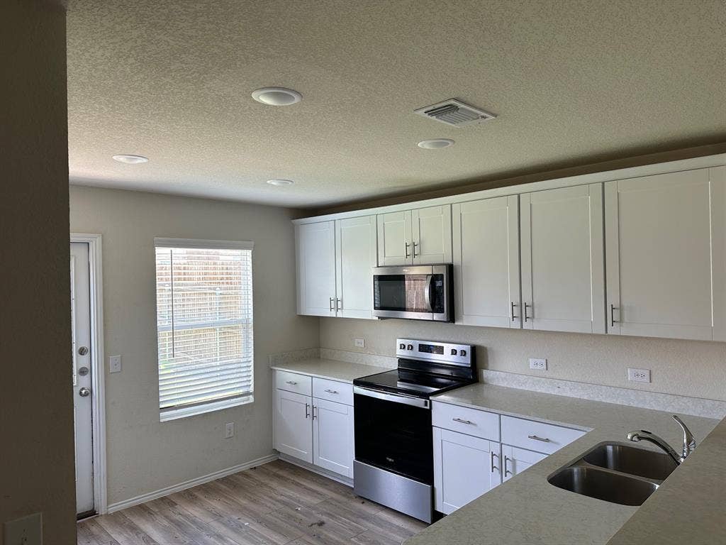 807 Ozark Path, Princeton, TX 75407 807 Ozark Path, Princeton, TX 75407