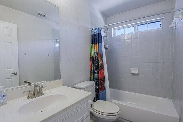 909 Heath Creek Drive, DeSoto, TX 75115