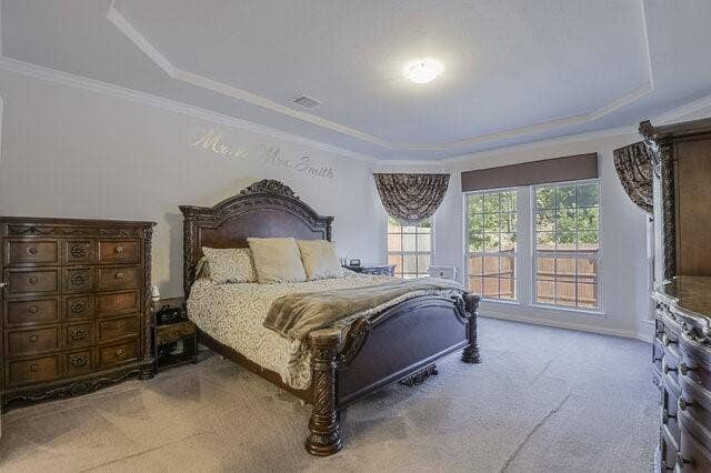 909 Heath Creek Drive, DeSoto, TX 75115