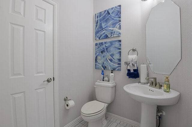 1/2 bath by Media room