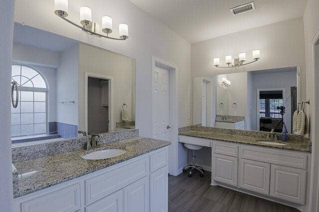 909 Heath Creek Drive, DeSoto, TX 75115