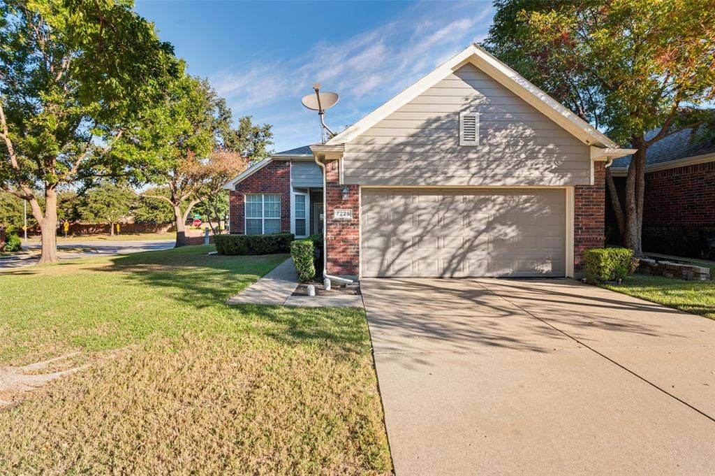 7225 Rembrandt Drive, Plano, TX 75093 7225 Rembrandt Drive, Plano, TX 75093