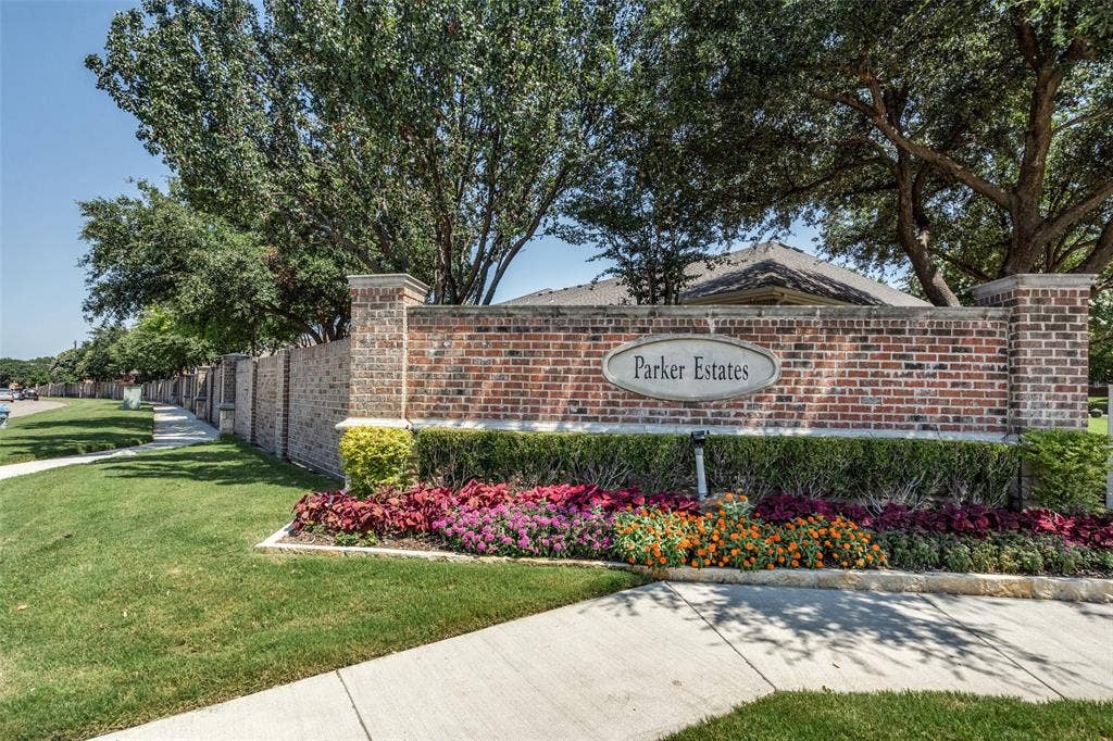 7225 Rembrandt Drive, Plano, TX 75093 Entrance