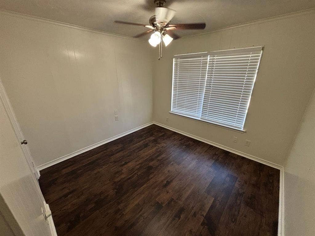 1814 Bardfield Avenue, Garland, TX 75041