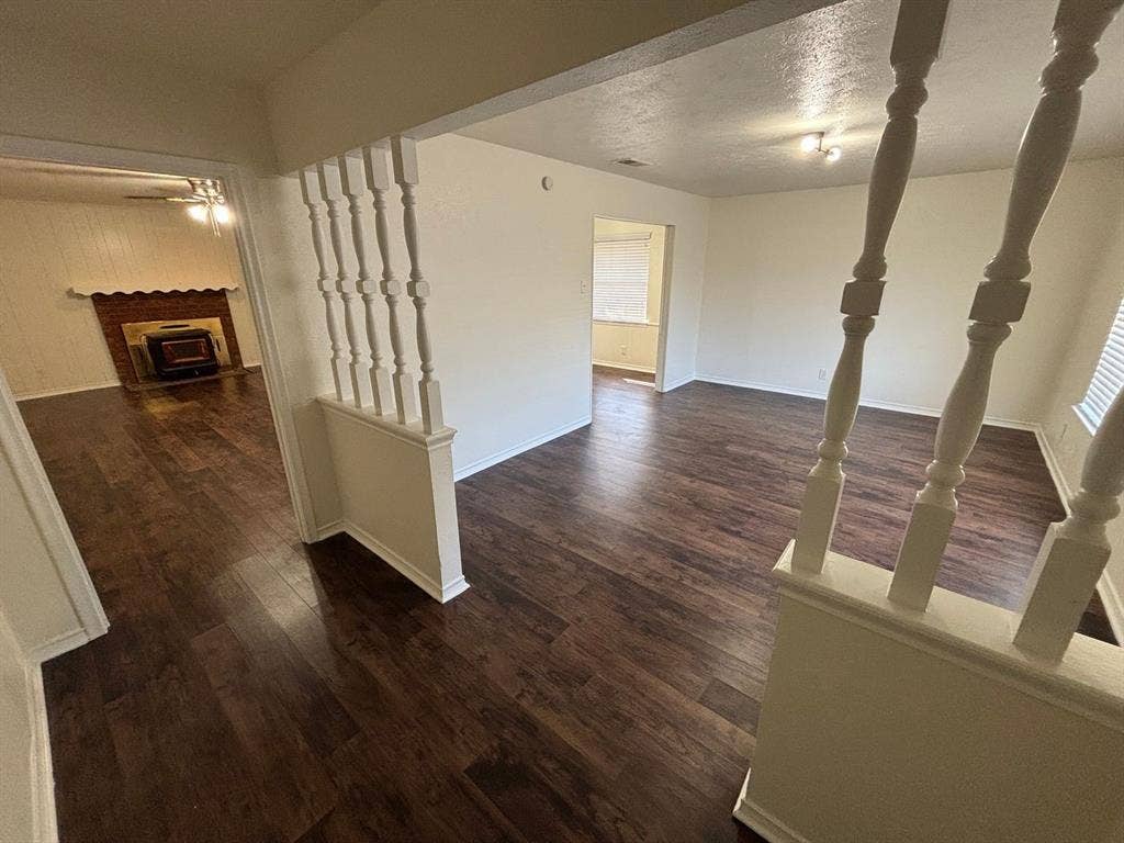 1814 Bardfield Avenue, Garland, TX 75041