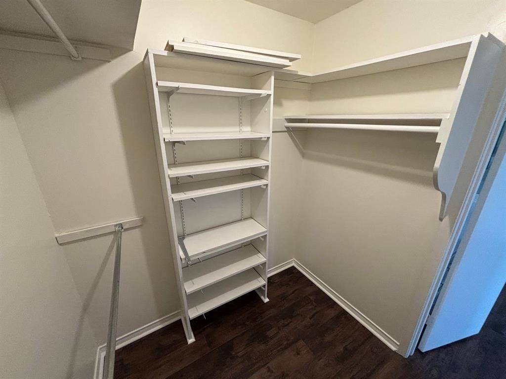1814 Bardfield Avenue, Garland, TX 75041
