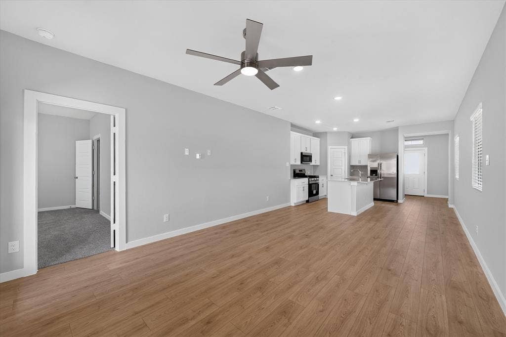 3405 High Valley Drive, Princeton, TX 75071 3405 High Valley Drive, Princeton, TX 75071