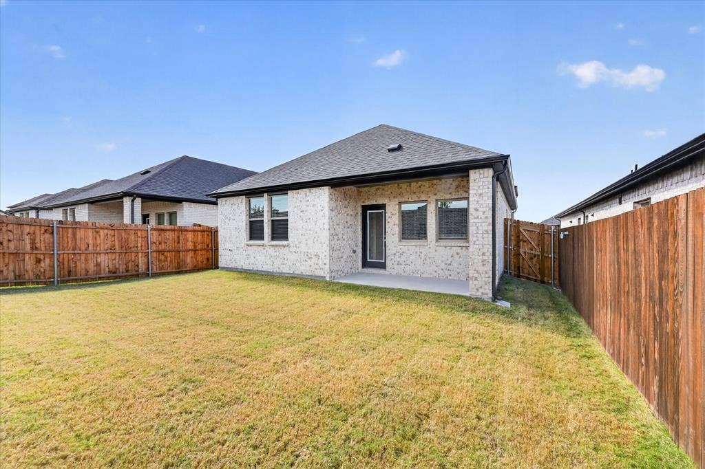3405 High Valley Drive, Princeton, TX 75071 3405 High Valley Drive, Princeton, TX 75071