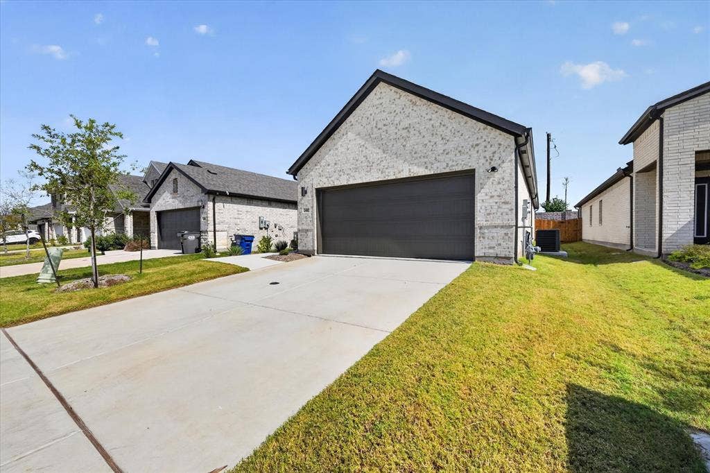 3405 High Valley Drive, Princeton, TX 75071 3405 High Valley Drive, Princeton, TX 75071