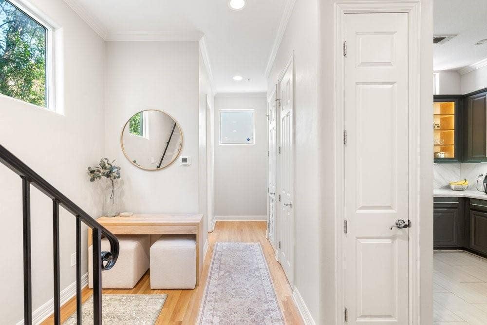 3707 Gilbert Avenue, #17, Dallas, TX 75219 3707 Gilbert Avenue, #17, Dallas, TX 75219