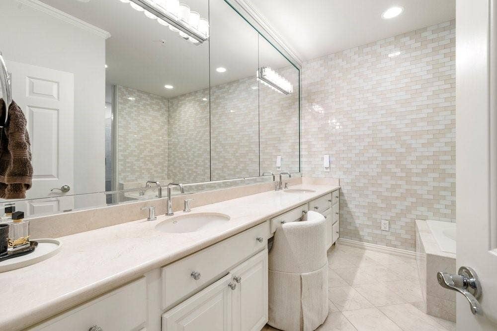 3707 Gilbert Avenue, #17, Dallas, TX 75219 3707 Gilbert Avenue, #17, Dallas, TX 75219