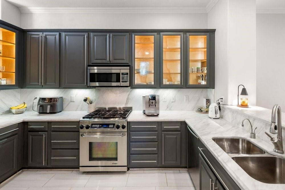 3707 Gilbert Avenue, #17, Dallas, TX 75219 3707 Gilbert Avenue, #17, Dallas, TX 75219
