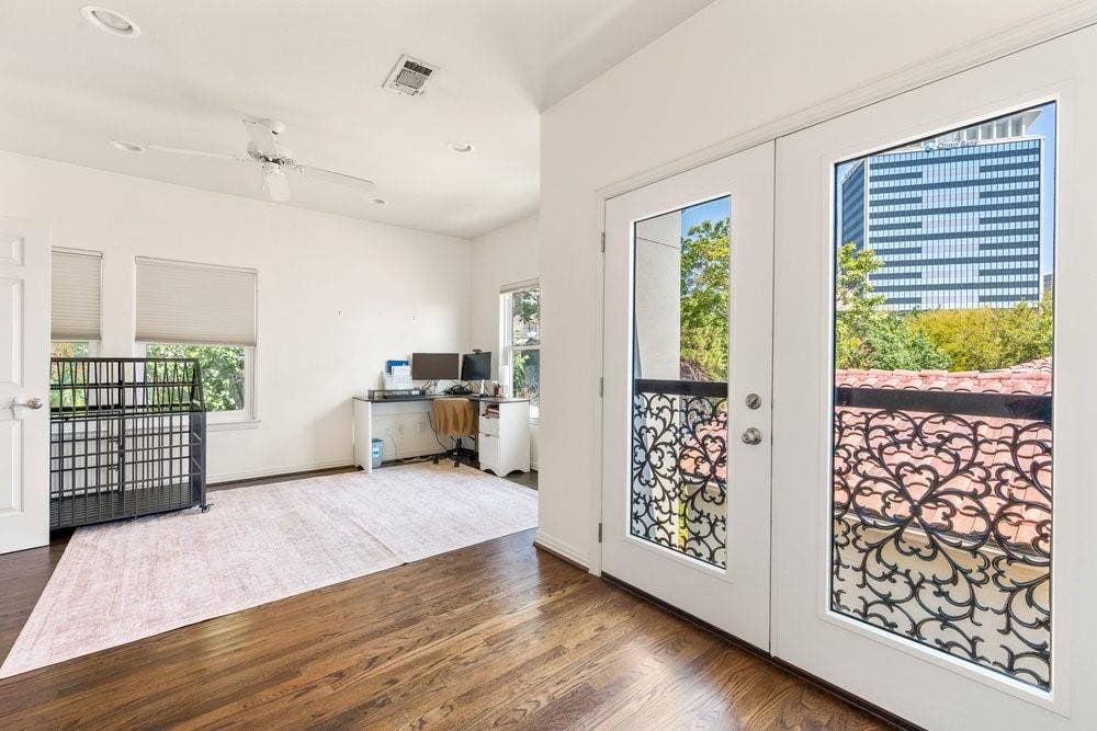3707 Gilbert Avenue, #17, Dallas, TX 75219 3707 Gilbert Avenue, #17, Dallas, TX 75219
