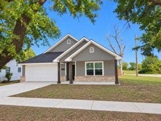 Property photo for 207 E Mccoulskey Street, Terrell, TX
