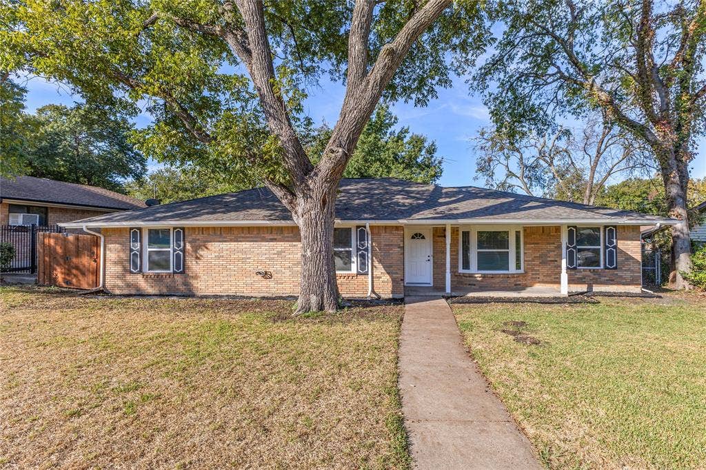 4012 Shady Hollow Lane, Dallas, TX 75233 4012 Shady Hollow Lane, Dallas, TX 75233