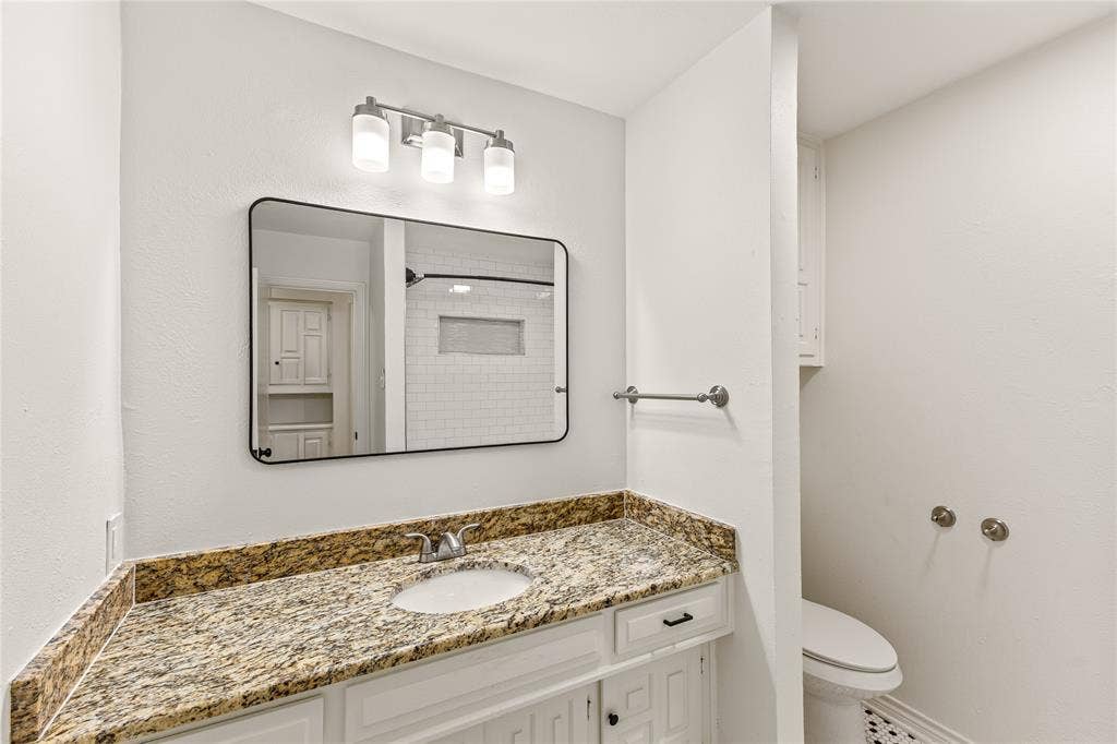 4012 Shady Hollow Lane, Dallas, TX 75233 4012 Shady Hollow Lane, Dallas, TX 75233