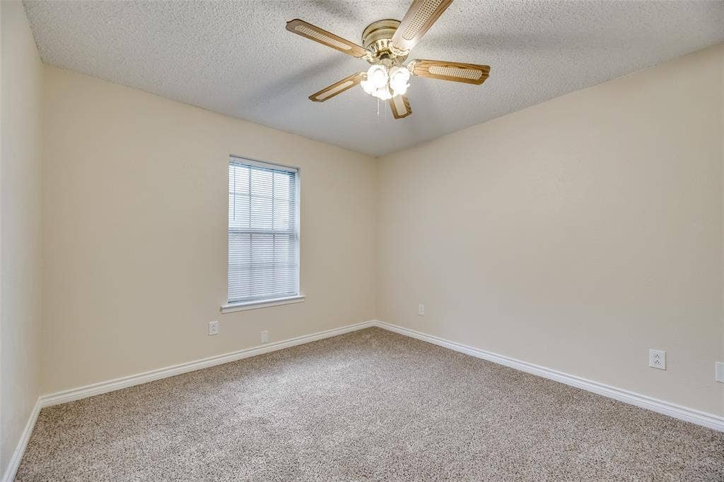 908 Chamberlain Street, Irving, TX 75060 908 Chamberlain Street, Irving, TX 75060