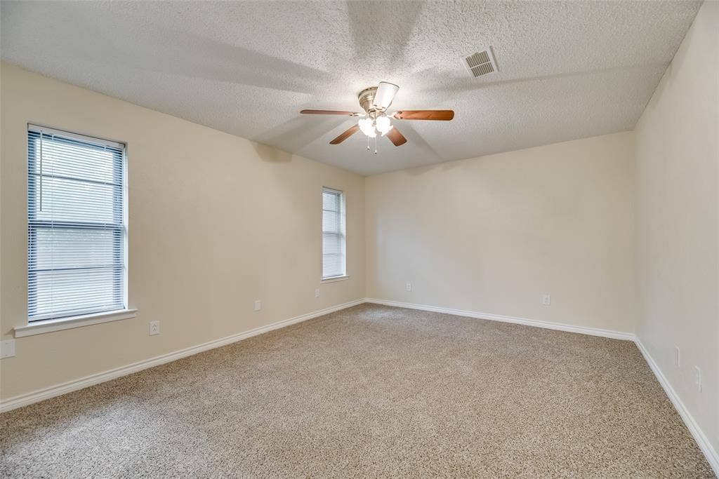 908 Chamberlain Street, Irving, TX 75060 908 Chamberlain Street, Irving, TX 75060