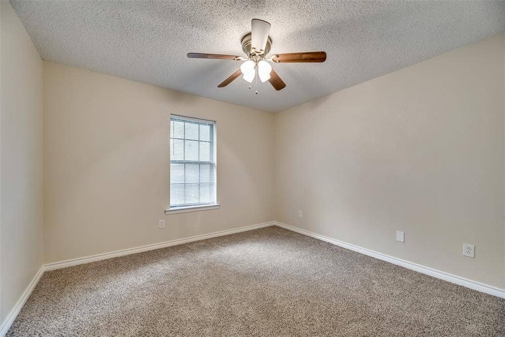 908 Chamberlain Street, Irving, TX 75060 908 Chamberlain Street, Irving, TX 75060