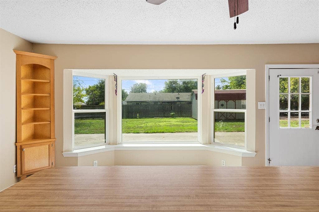 2729 Tanglewood Drive, Commerce, TX 75428 View from the kitchen=breakfast nook are sweet!
