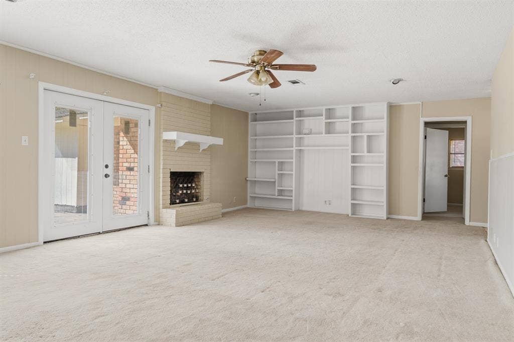 2729 Tanglewood Drive, Commerce, TX 75428 Great place to have friends over. Built in shelves for whatever you wish to display