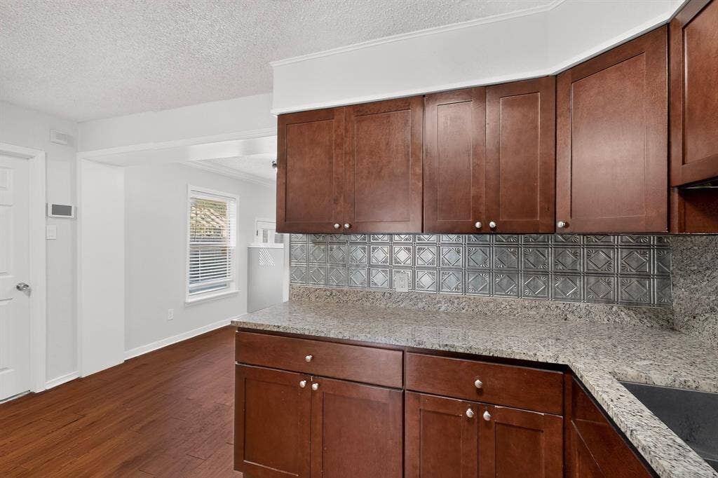 2213 Huskey Street, Garland, TX 75041 2213 Huskey Street, Garland, TX 75041