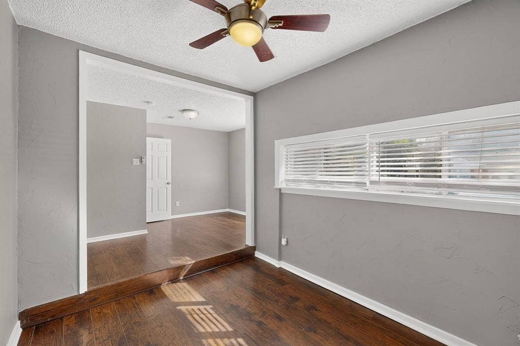 2213 Huskey Street, Garland, TX 75041 2213 Huskey Street, Garland, TX 75041