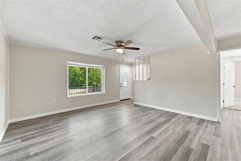 3301 Southerland Drive, Waco, TX 76706 3301 Southerland Drive, Waco, TX 76706