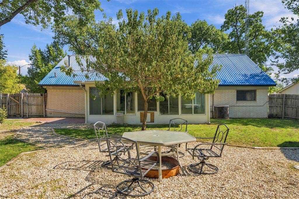 3301 Southerland Drive, Waco, TX 76706 3301 Southerland Drive, Waco, TX 76706
