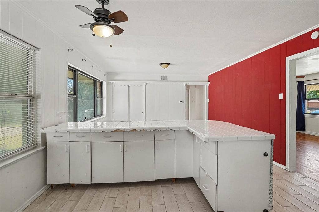 2409 Materhorn Drive, Dallas, TX 75228 2409 Materhorn Drive, Dallas, TX 75228