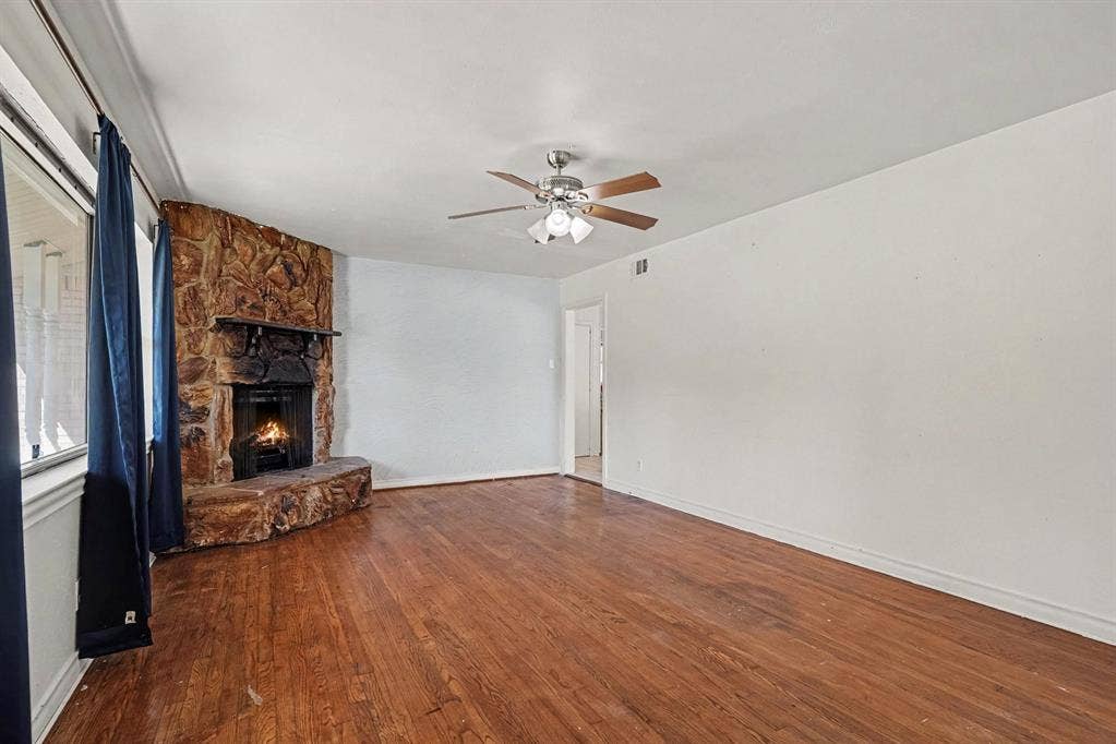 2409 Materhorn Drive, Dallas, TX 75228 2409 Materhorn Drive, Dallas, TX 75228