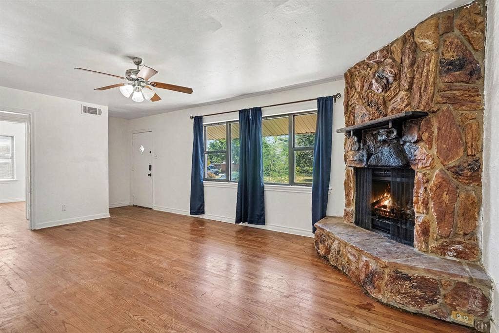 2409 Materhorn Drive, Dallas, TX 75228 2409 Materhorn Drive, Dallas, TX 75228