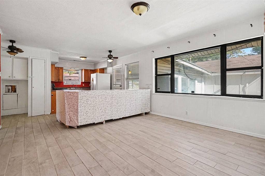2409 Materhorn Drive, Dallas, TX 75228 2409 Materhorn Drive, Dallas, TX 75228