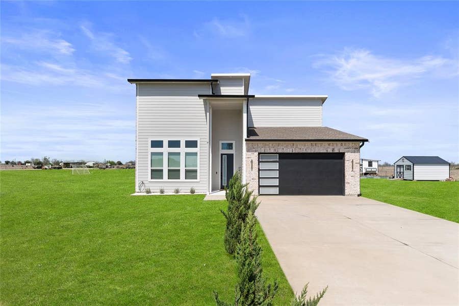 Property photo for 1568 County Road 3517, Quinlan, TX